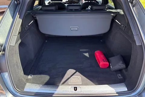 LT23NWB Audi A4 Avant Avant S line 35 TFSI  150 PS S tronic Thumbnail #8