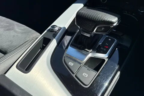 LT23NWB Audi A4 Avant Avant S line 35 TFSI  150 PS S tronic Thumbnail #24