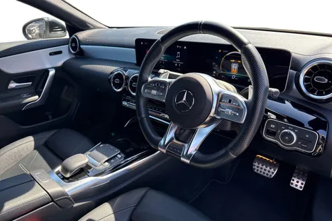 HX69VSY Mercedes-Benz Cla Class 2.0 CLA35 AMG Coupe 7G-DCT 4MATIC Euro 6 (s/s) 4dr Thumbnail #15