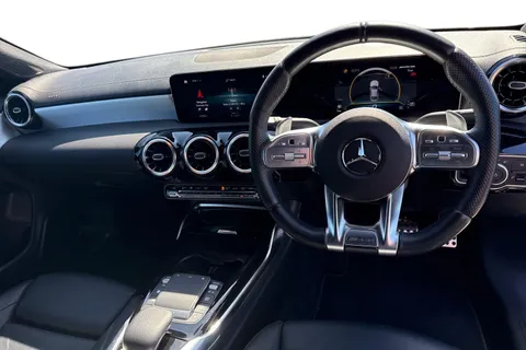HX69VSY Mercedes-Benz Cla Class 2.0 CLA35 AMG Coupe 7G-DCT 4MATIC Euro 6 (s/s) 4dr Thumbnail #19