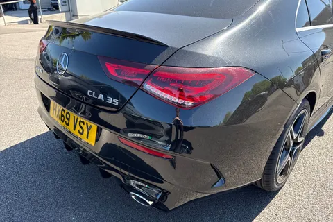 HX69VSY Mercedes-Benz Cla Class 2.0 CLA35 AMG Coupe 7G-DCT 4MATIC Euro 6 (s/s) 4dr Thumbnail #32