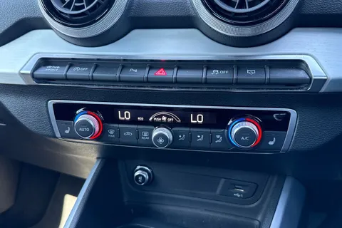 DX22WVW Audi Q2 S line 35 TDI quattro 150 PS S tronic Thumbnail #23