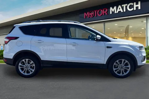 MD67CTF Ford Kuga 1.5T EcoBoost Titanium 2WD Euro 6 (s/s) 5dr Thumbnail #3