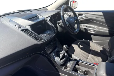 MD67CTF Ford Kuga 1.5T EcoBoost Titanium 2WD Euro 6 (s/s) 5dr Thumbnail #9