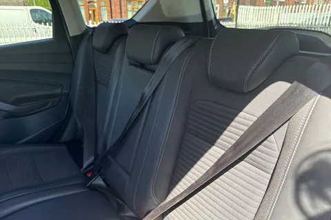 MD67CTF Ford Kuga 1.5T EcoBoost Titanium 2WD Euro 6 (s/s) 5dr Thumbnail #14