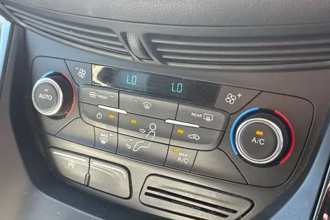 MD67CTF Ford Kuga 1.5T EcoBoost Titanium 2WD Euro 6 (s/s) 5dr Thumbnail #19