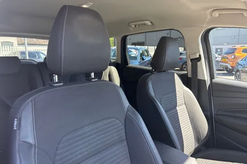 MD67CTF Ford Kuga 1.5T EcoBoost Titanium 2WD Euro 6 (s/s) 5dr Thumbnail #21