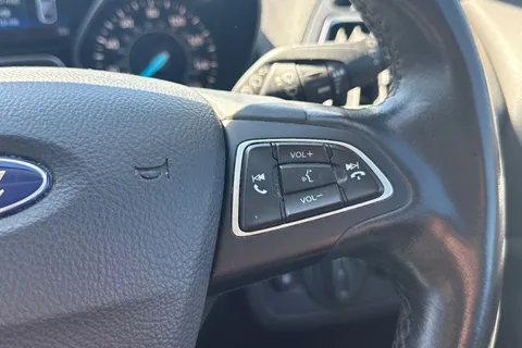 MD67CTF Ford Kuga 1.5T EcoBoost Titanium 2WD Euro 6 (s/s) 5dr Thumbnail #31