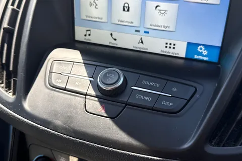 MD67CTF Ford Kuga 1.5T EcoBoost Titanium 2WD Euro 6 (s/s) 5dr Thumbnail #40