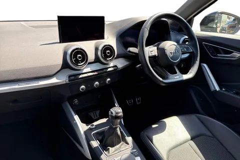 DG22BNF Audi Q2 1.5 TFSI CoD 35 Black Edition Euro 6 (s/s) 5dr Thumbnail #9