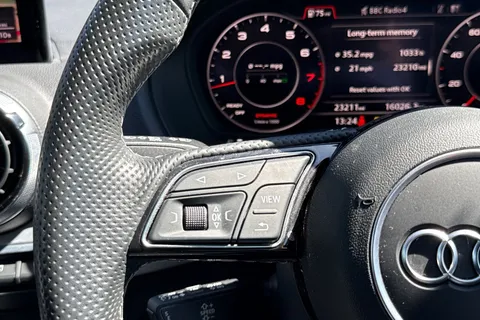 DG22BNF Audi Q2 1.5 TFSI CoD 35 Black Edition Euro 6 (s/s) 5dr Thumbnail #39