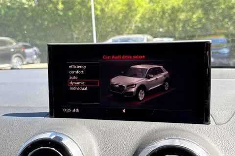 DG22BNF Audi Q2 1.5 TFSI CoD 35 Black Edition Euro 6 (s/s) 5dr Thumbnail #46