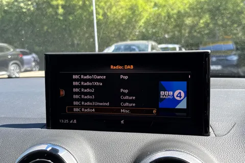 DG22BNF Audi Q2 1.5 TFSI CoD 35 Black Edition Euro 6 (s/s) 5dr Thumbnail #52