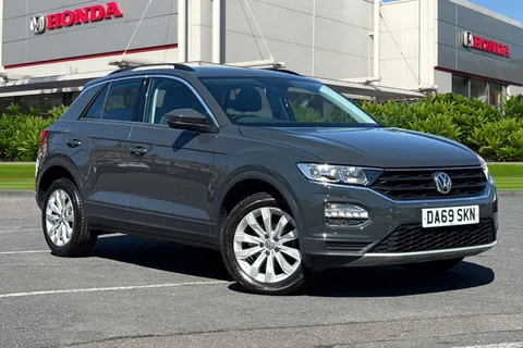 DA69SKN Volkswagen T-Roc 1.6 TDI SE 5dr Thumbnail #2