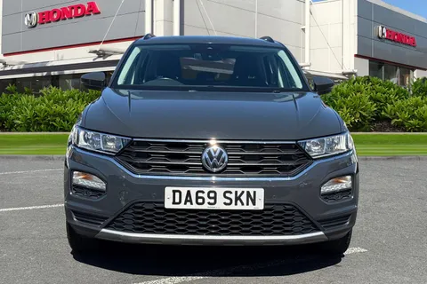 DA69SKN Volkswagen T-Roc 1.6 TDI SE 5dr Thumbnail #5