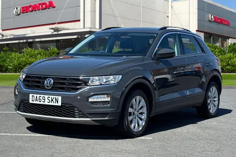 DA69SKN Volkswagen T-Roc 1.6 TDI SE 5dr Thumbnail #8