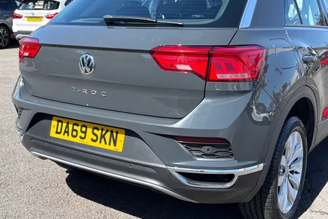 DA69SKN Volkswagen T-Roc 1.6 TDI SE 5dr Thumbnail #11