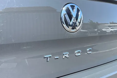 DA69SKN Volkswagen T-Roc 1.6 TDI SE 5dr Thumbnail #26