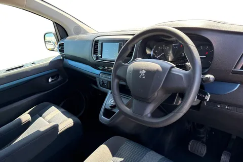 MH19KTF PEUGEOT Traveller 2.0 BlueHDi Active Standard MPV EAT8 MWB Euro 6 (s/s) 5dr Thumbnail #15
