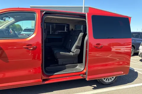 MH19KTF PEUGEOT Traveller 2.0 BlueHDi Active Standard MPV EAT8 MWB Euro 6 (s/s) 5dr Thumbnail #28