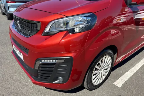 MH19KTF PEUGEOT Traveller 2.0 BlueHDi Active Standard MPV EAT8 MWB Euro 6 (s/s) 5dr Thumbnail #33