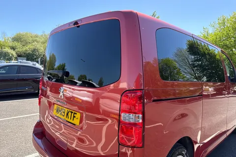 MH19KTF PEUGEOT Traveller 2.0 BlueHDi Active Standard MPV EAT8 MWB Euro 6 (s/s) 5dr Thumbnail #38