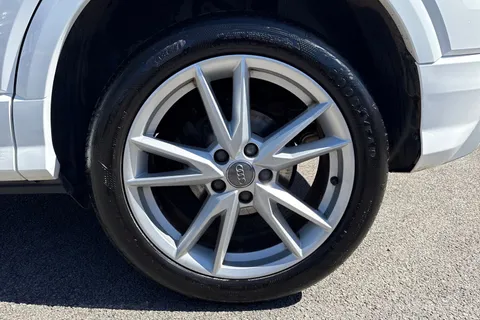 DY18AJV Audi Q2 1.0 TFSI S line Euro 6 (s/s) 5dr Thumbnail #6