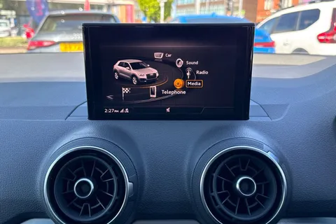 DY18AJV Audi Q2 1.0 TFSI S line Euro 6 (s/s) 5dr Thumbnail #11