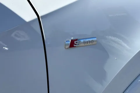 DY18AJV Audi Q2 1.0 TFSI S line Euro 6 (s/s) 5dr Thumbnail #32