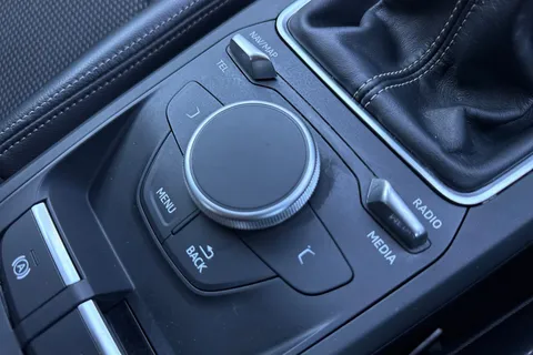 DY18AJV Audi Q2 1.0 TFSI S line Euro 6 (s/s) 5dr Thumbnail #40