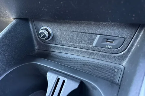 DY18AJV Audi Q2 1.0 TFSI S line Euro 6 (s/s) 5dr Thumbnail #41