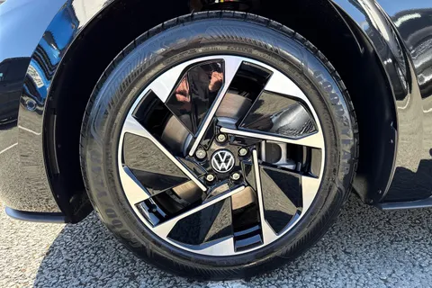 Volkswagen ID.3 Pro 59kWh Match Auto 5dr Thumbnail #11