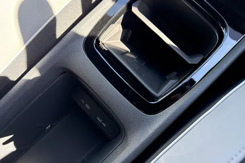 Volkswagen ID.3 Pro 59kWh Match Auto 5dr Thumbnail #40
