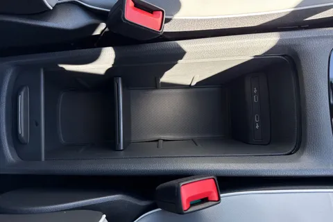 Volkswagen ID.3 Pro 59kWh Match Auto 5dr Thumbnail #41