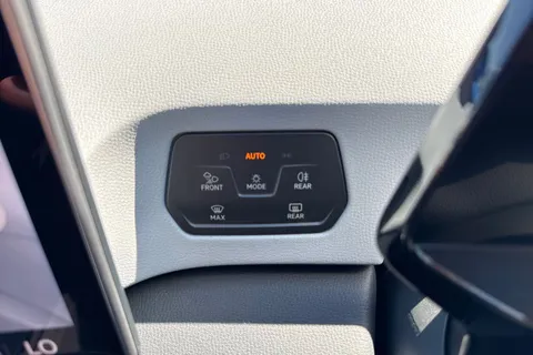 Volkswagen ID.3 Pro 59kWh Match Auto 5dr Thumbnail #46