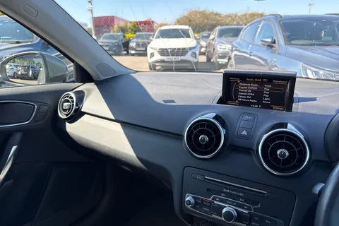 MX66OFW Audi A1 1.4 TFSI Sport Euro 6 (s/s) 3dr Thumbnail #17
