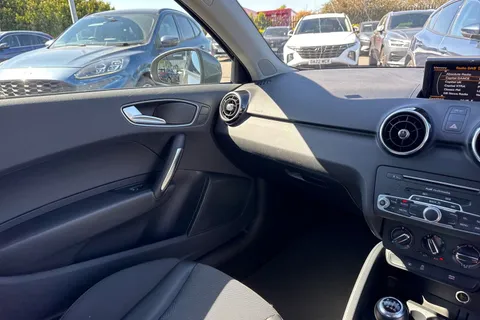 MX66OFW Audi A1 1.4 TFSI Sport Euro 6 (s/s) 3dr Thumbnail #20
