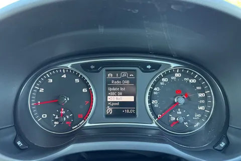 MX66OFW Audi A1 1.4 TFSI Sport Euro 6 (s/s) 3dr Thumbnail #42