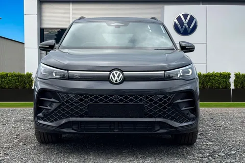  Volkswagen Tiguan 1.5 eTSI MHEV Black Edition DSG Euro 6 (s/s) 5dr Thumbnail #5