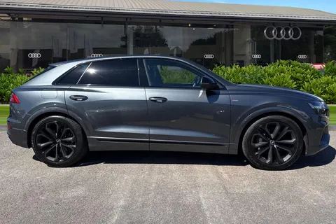 3 of 57 for Audi Q8 Black Edition 50 TDI quattro 286 PS tiptronic