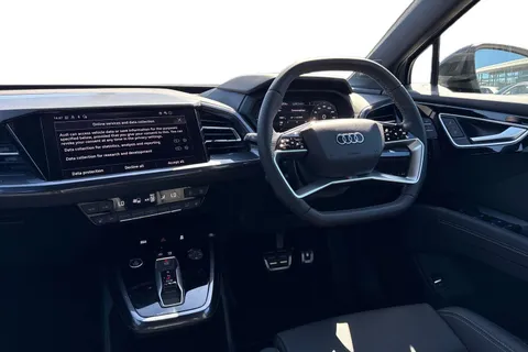 Audi Q4 e-tron 40 Black Edition Auto 5dr 63kWh Thumbnail #18