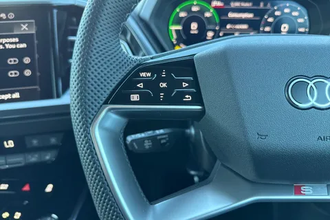 Audi Q4 e-tron 40 Black Edition Auto 5dr 63kWh Thumbnail #36