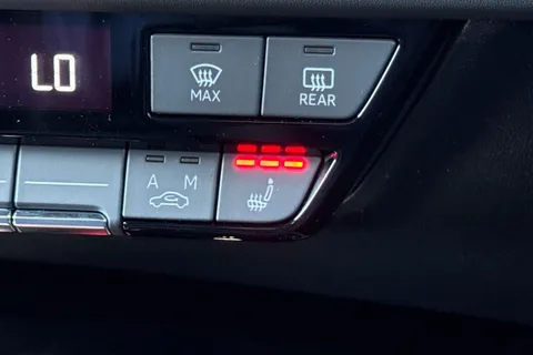 Audi Q4 e-tron 40 Black Edition Auto 5dr 63kWh Thumbnail #48