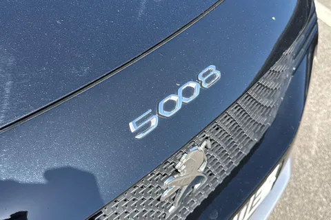 MT23UDE PEUGEOT 5008 1.5 BlueHDi GT EAT Euro 6 (s/s) 5dr Thumbnail #25