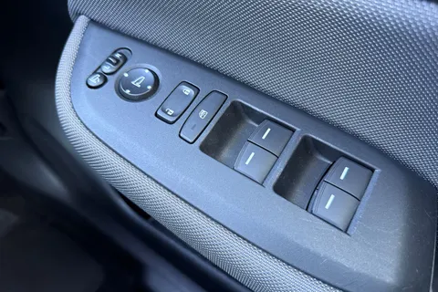 EK23TTO Honda Jazz 1.5 i-MMD Hybrid Crosstar EX 5dr eCVT Thumbnail #37