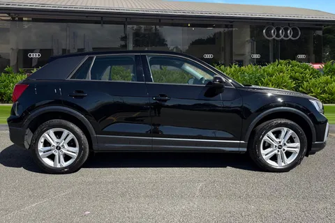 DY73UAR Audi Q2 Sport 30 TFSI  110 PS 6-speed Thumbnail #3