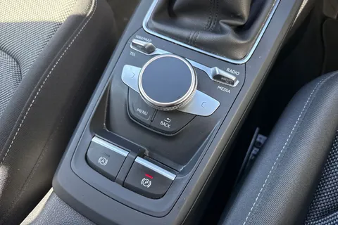 DY73UAR Audi Q2 Sport 30 TFSI  110 PS 6-speed Thumbnail #39