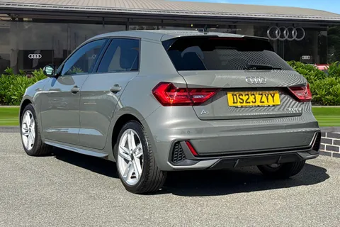 DS23ZYY Audi A1 S line 30 TFSI  110 PS 6-speed Thumbnail #3