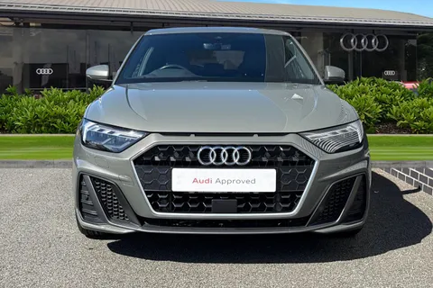 DS23ZYY Audi A1 S line 30 TFSI  110 PS 6-speed Thumbnail #7