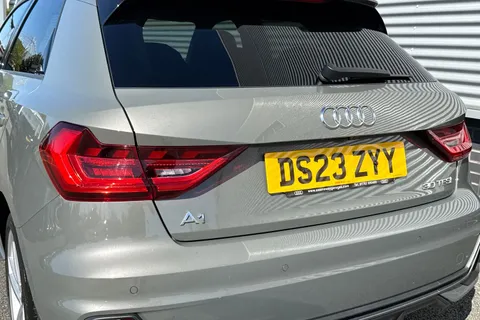 DS23ZYY Audi A1 S line 30 TFSI  110 PS 6-speed Thumbnail #9
